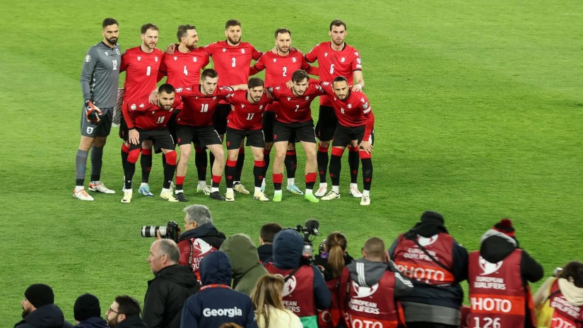 Dərdimiz böyükdür: Niyə gürcülərdə futbol var, bizdə yox? - VİDEO