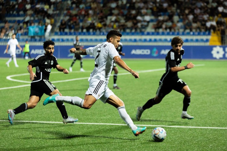 “Qarabağ” və “Neftçi” istəyinə çatdı