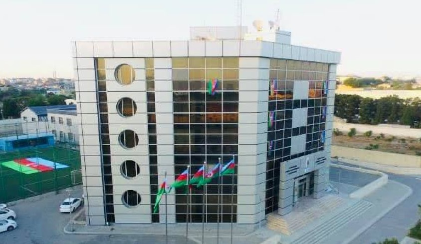 Azərbaycan yığmasının baş məşqçi postuna 5 NAMİZƏD VAR