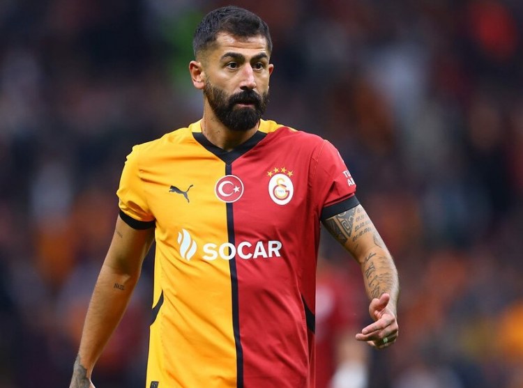 "Qalatasaray"ın Demirbayını istəyir -
