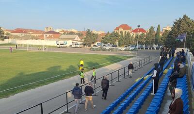 Santuş çayını içdi, siqaretini çəkdi, tez çıxıb getdi -