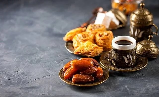 Ramazan və Qurban bayramlarında neçə gün evdə olacağıq?
