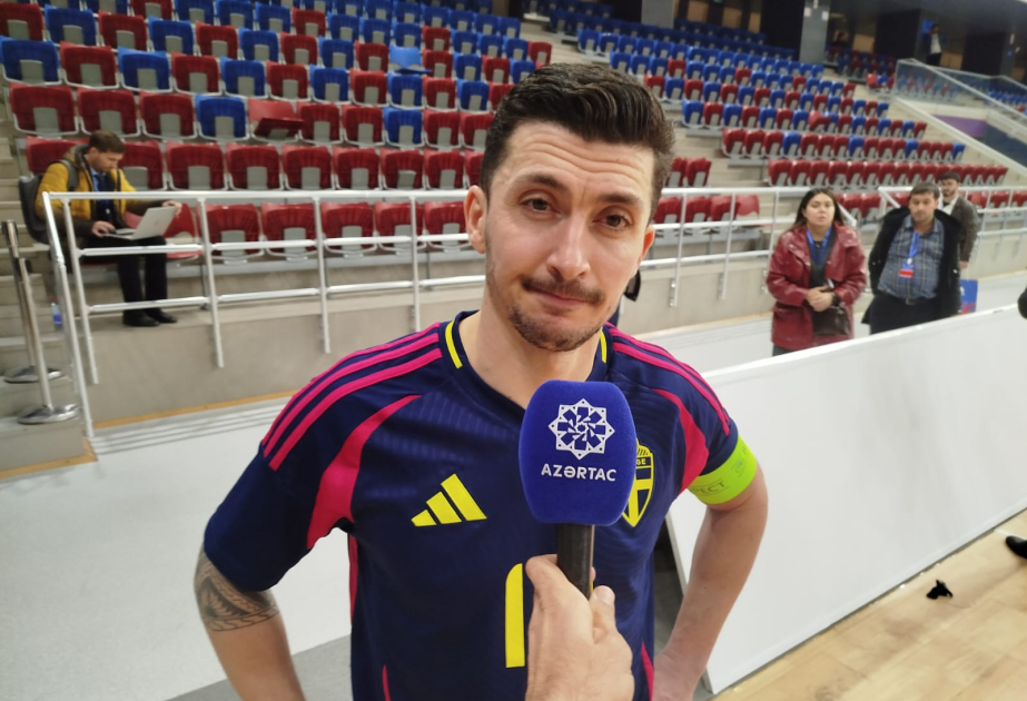 Bu ölkənin komandasının kapitanı yığmamızla oyunda nəyə məyus oldu?