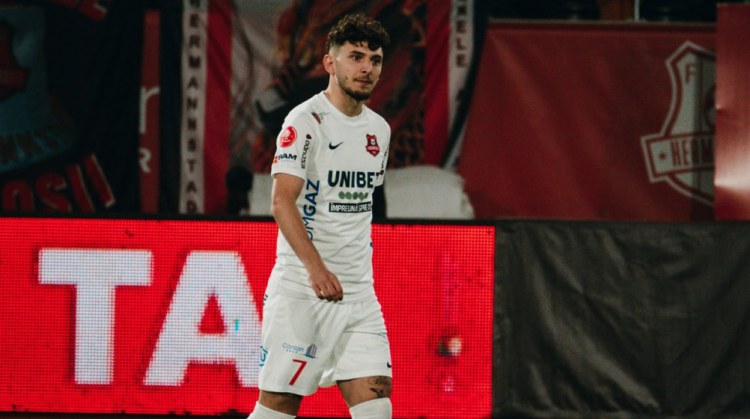 "Qarabağ"la adı hallanan hücumçunu “dağın başına qaldırdı”: “Tələb olunan qiymət haqlıdır”