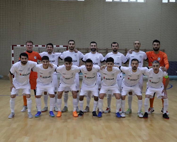 "Neftçi" Rusiya klubunun qapıçısı ilə müqavilə bağladı