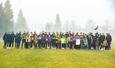“Kəpəz”in futbolçuları lisey şagirdlərindən sevgi gördü -