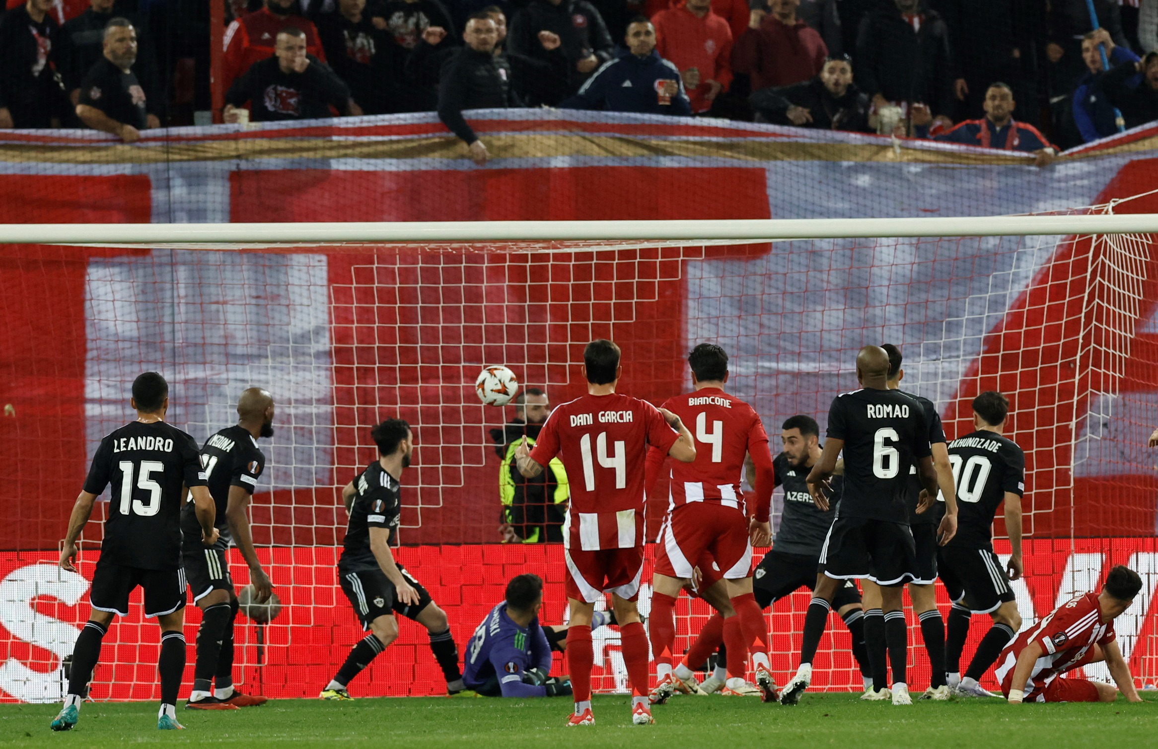 "Qarabağ"dan transfer bazarlığı: Çempionlar Liqasında çıxış etmək istəyirsə... VİDEO