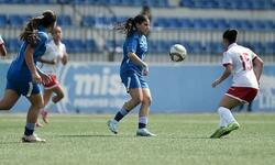 https://www.sportinfo.az/idman_xeberleri/qadin_futbolu/217143.html