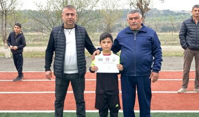 Qərb bölgəsində fərqlənən futbolçuların siyahısı -