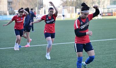 Azərbaycanın futbolçu qızları Baltika sahillərində -