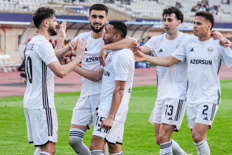 “Qarabağ” bir neçə dəqiqənin içində “tavan”ı dəyişdi - VİDEO