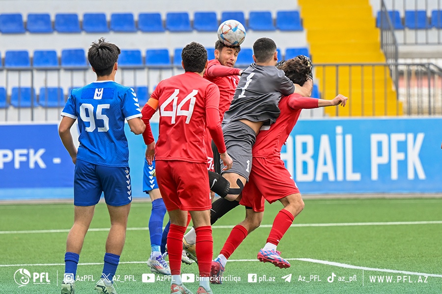 Azərbaycanda futbolçunun başına pis iş gəldi, ölümdən döndü