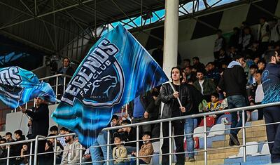 Bahalı futbolçuların solğun komandası gözləntiləri vermədi -