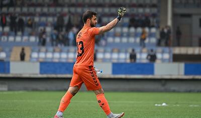 Bahalı futbolçuların solğun komandası gözləntiləri vermədi -