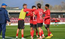 https://www.sportinfo.az/idman_xeberleri/1_divizion/220660.html