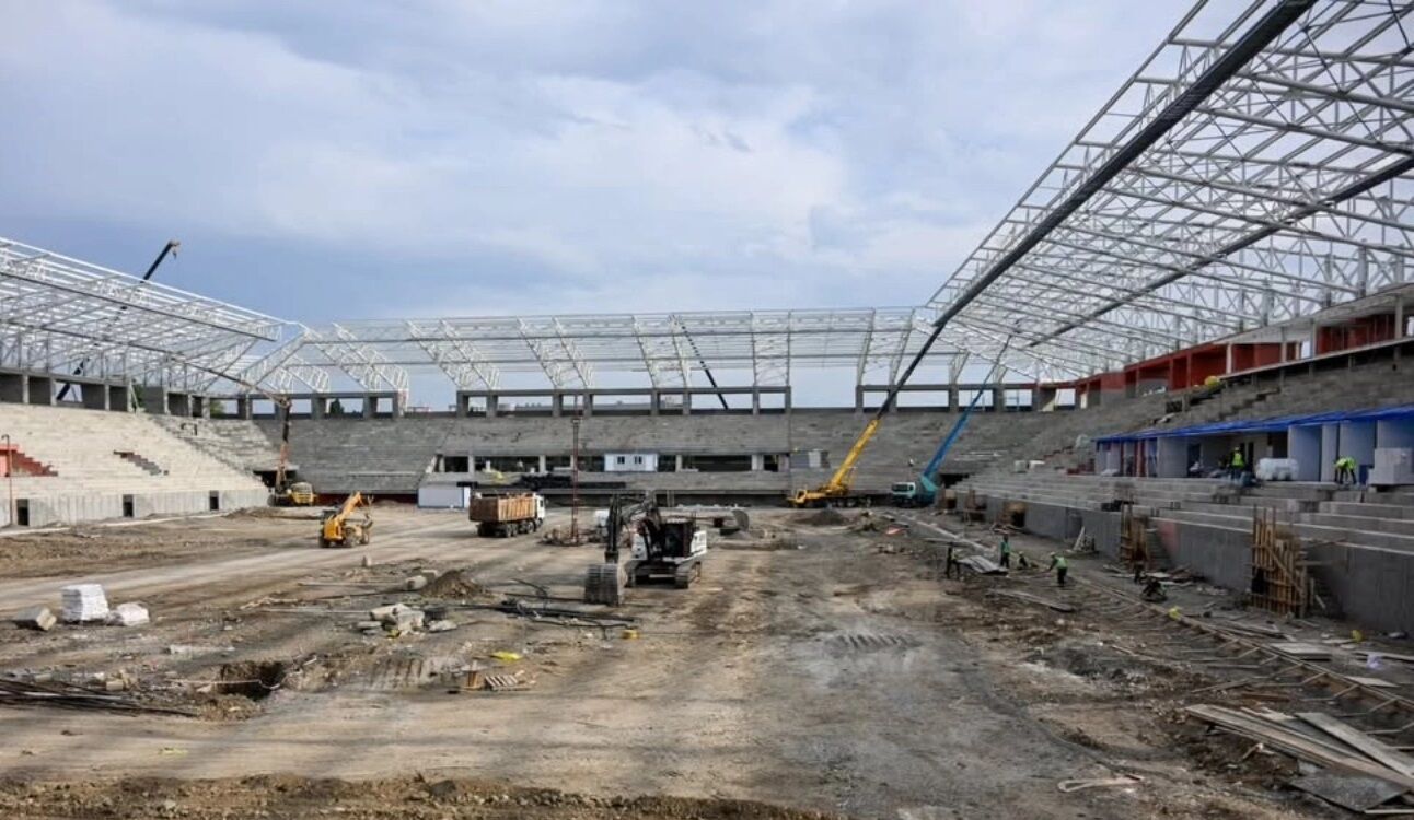Azərbaycanın bu şəhərində tikintisi davam edən stadionunun son vəziyyəti necədir? - VİDEO