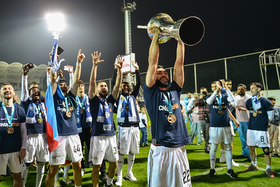 “Qarabağ” yeni transferlər edəcək - Direktor AÇIQLADI