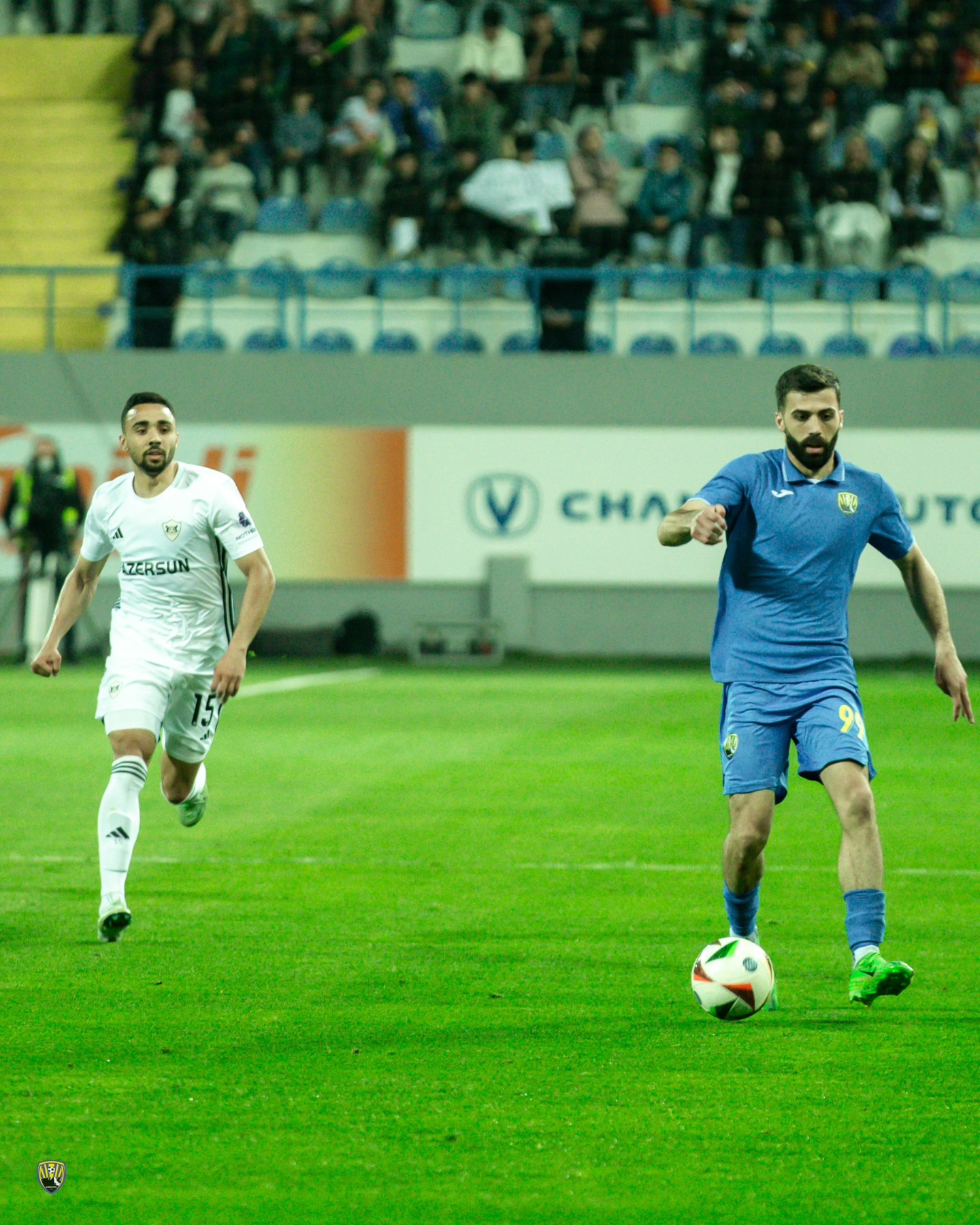 Premyer Liqanın qapıları dörd nəfərin üzünə bağlandı