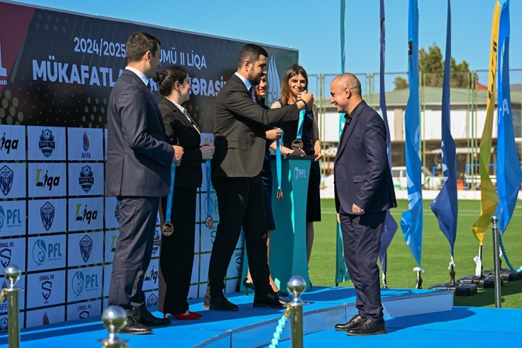 “Şimal”a bürünc çatdı