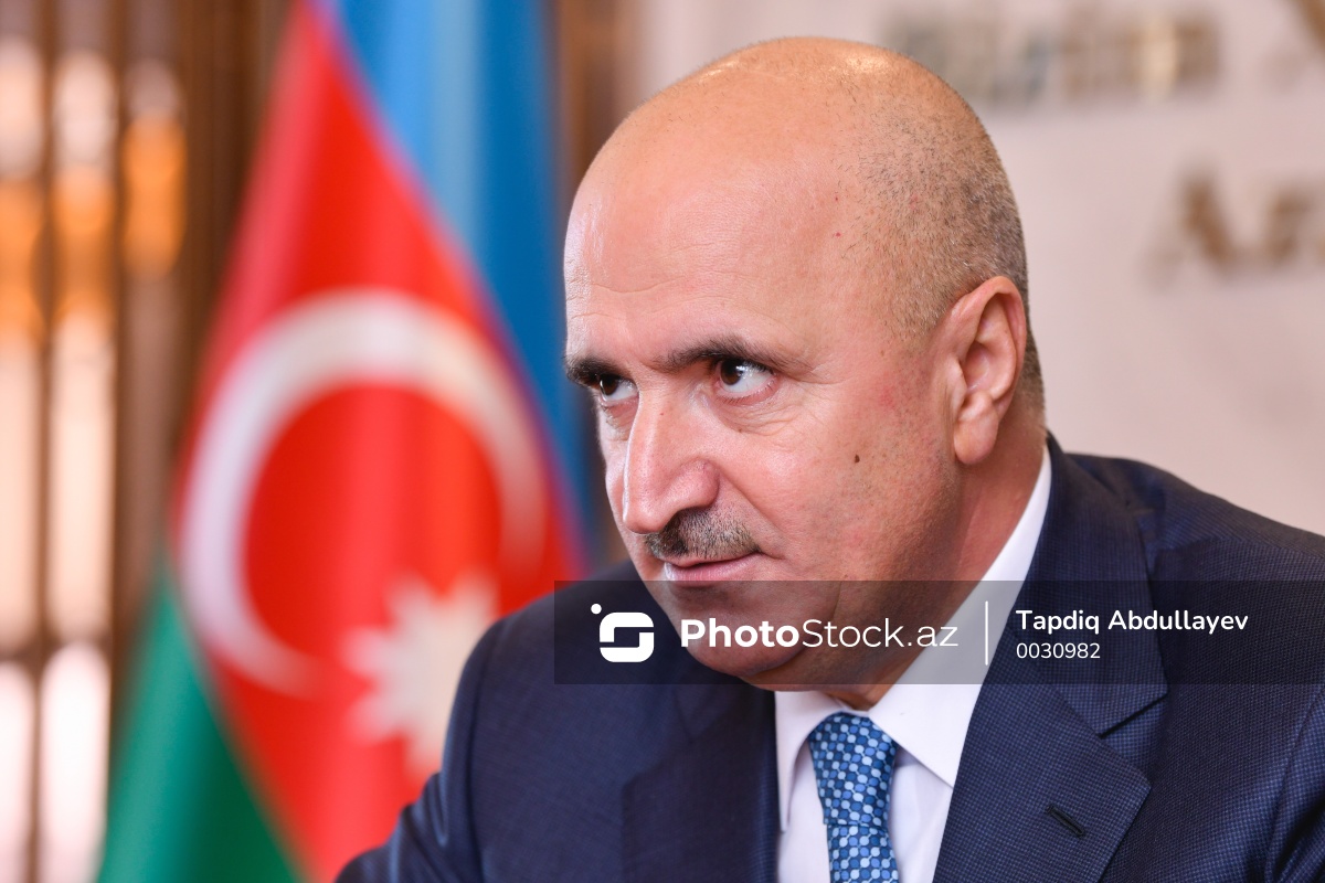 Vəzifəli şəxs Premyer Liqadan düşən klubun rəhbərliyini qapıdan geri qaytardı