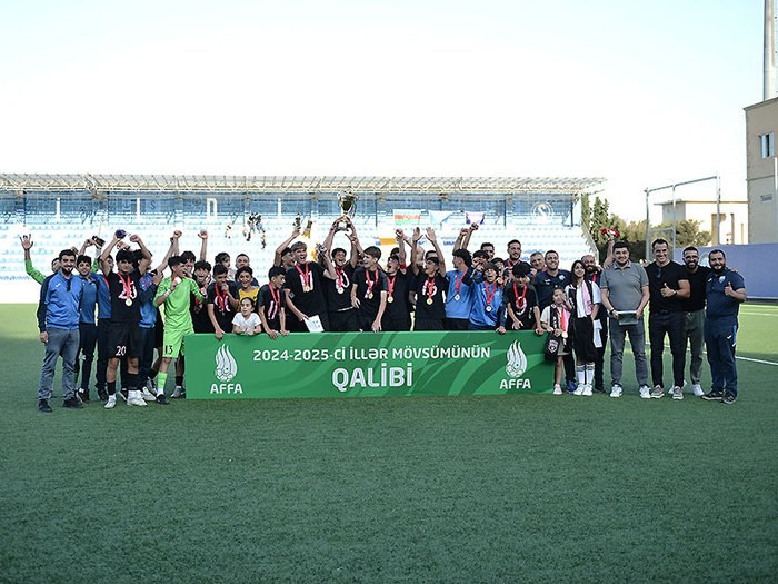 “Sabah” 3:0-la çempionluq “taxt”ına əyləşdi
