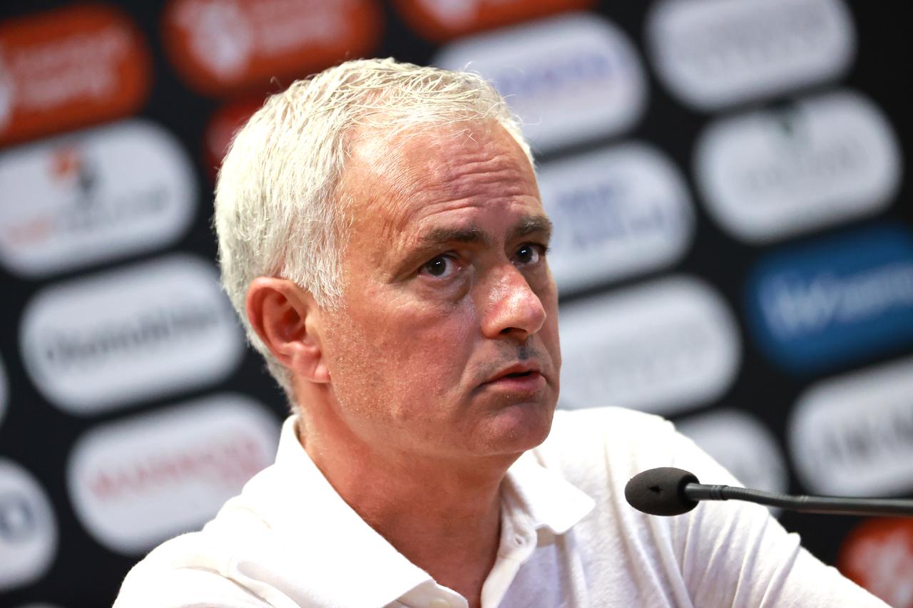Mourinyo növbəti mövsümdə də "Fənərbaxça"da qalacaq?