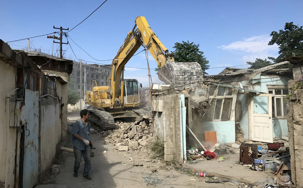 Bakıda böyük söküntü işləri başladı - Ünvanlar