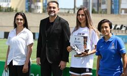 https://www.sportinfo.az/idman_xeberleri/qadin_futbolu/222626.html