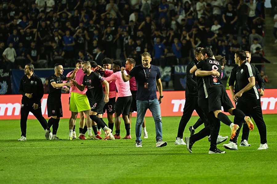 Azərbaycanda çalışan baş məşqçi tanınmış kluba təklif olundu