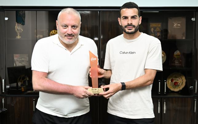 PFL prezidenti Emin Mahmudovu öz otağına çağırdı və... FOTO