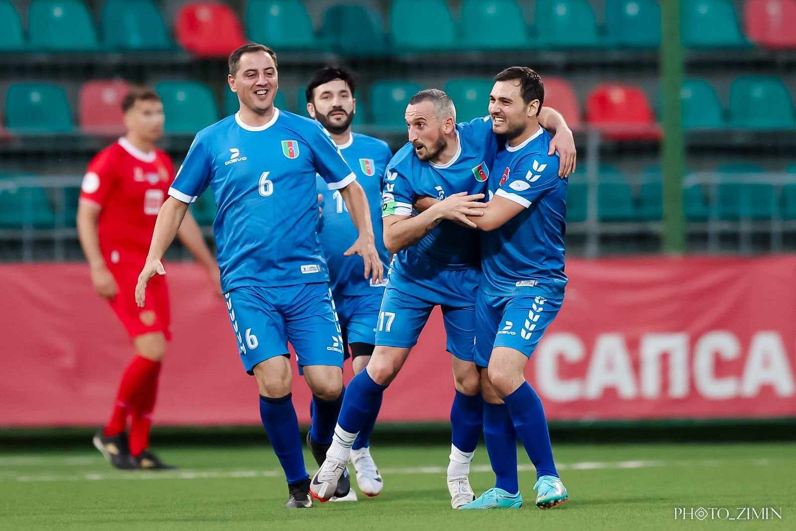 “Qarabağ”ın peşəkar futbolçuları musiqili festivalda hansı əsasla oynayır? - FOTO