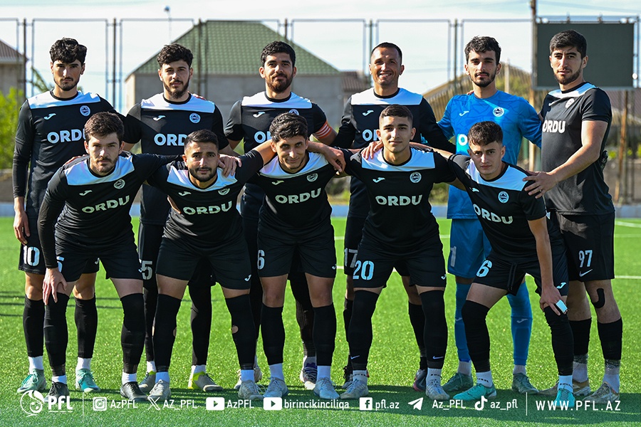 Azərbaycanda daha bir klub baş məşqçi ilə yolları ayırdı