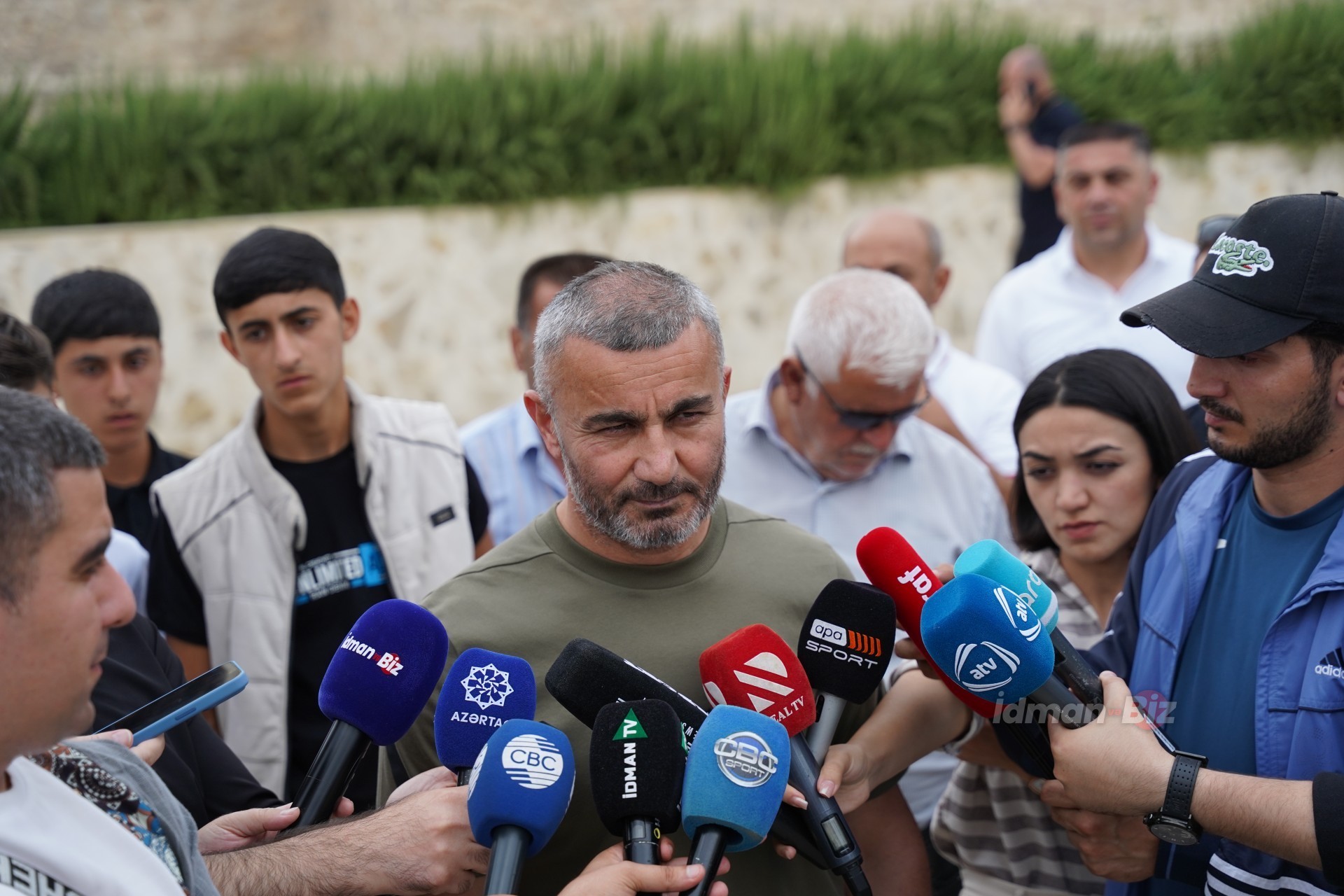 Bütün bunlar Qurban Qurbanova o qədər xoş oldu ki... “Borclarının olduğunu bilirlər”