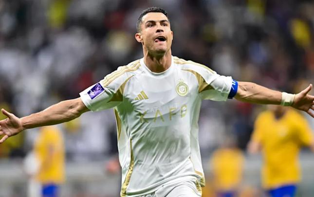 Bir və ya iki illik sözləşmə imzalayacaq - Kriştiano Ronaldo