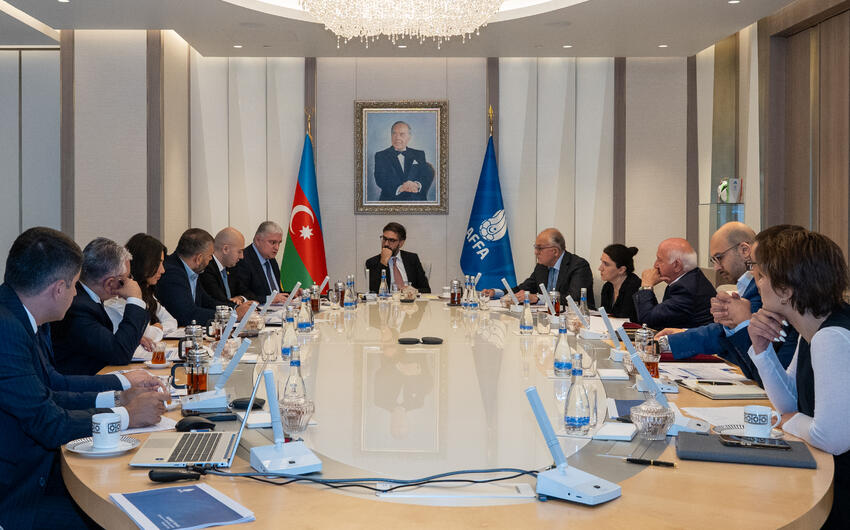 İcraiyyə Komitəsinin iclasına gəlməyənlər - Yarısı digər federasiyaların prezidentləridir