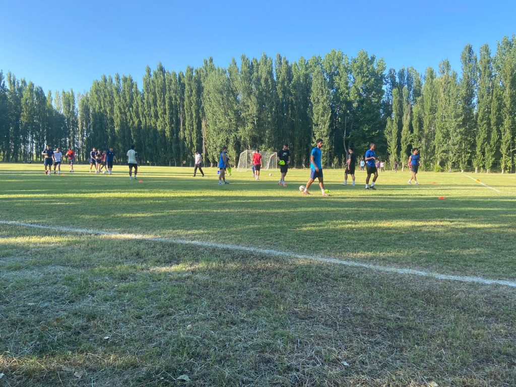 Bir günə 30 futbolçu tapdılar - Həm yerli, həm legionerlər