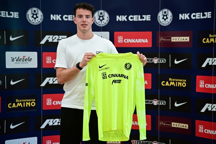 "Everton"un qapıçısı ilə anlaşdı - 2027-ci ilin yayına kimi