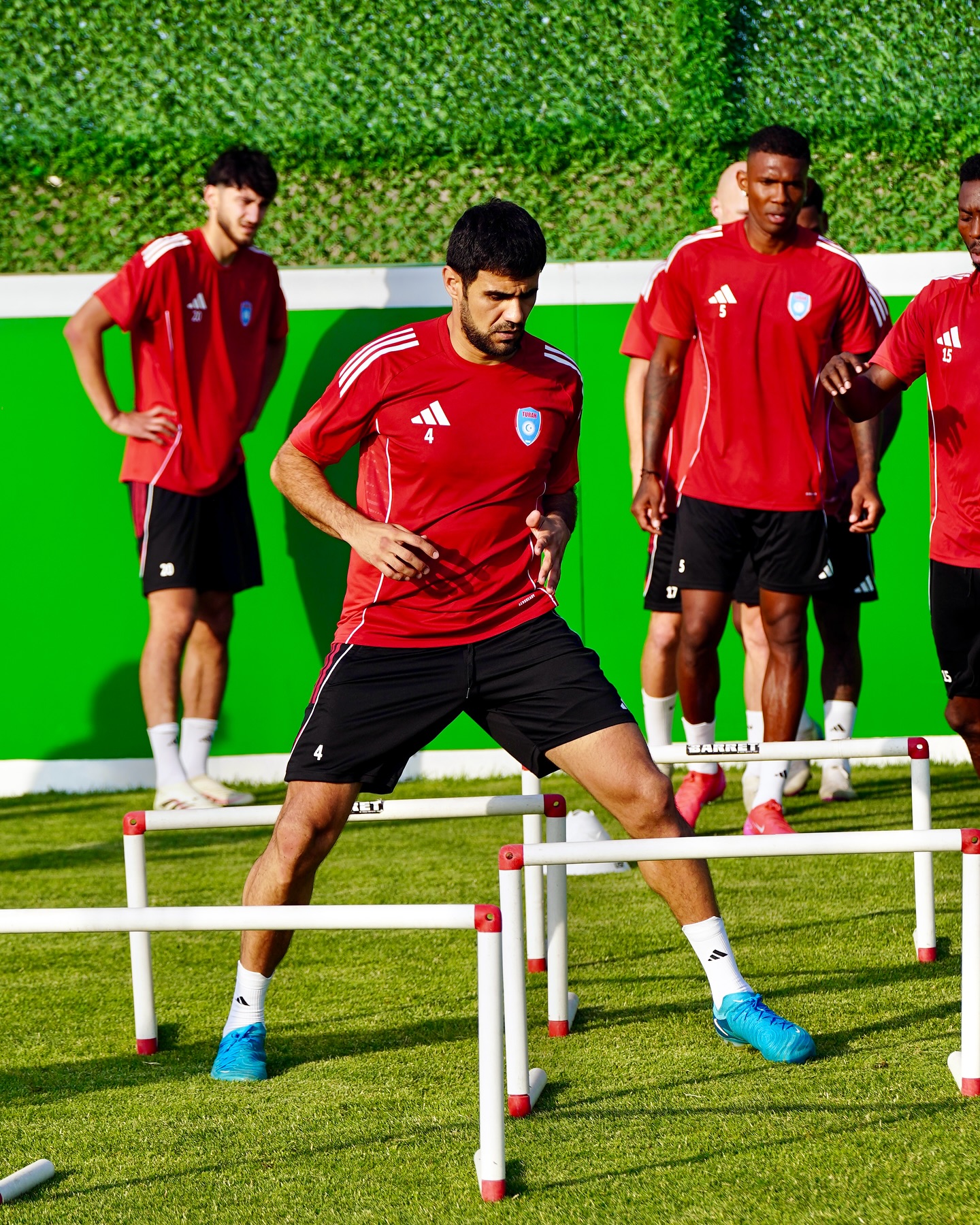 “Turan” 3 nəfəri istədi, birini də ala bilmədi - TRANSFER BAZARI