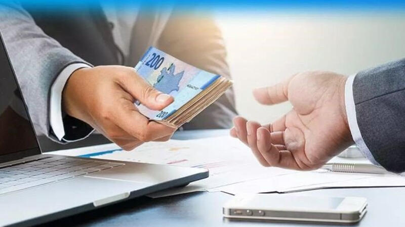 Respublikamızda bu valyuta sürətlə bahalaşmağa başladı - Manatın mövqeyi təhlükə altında?