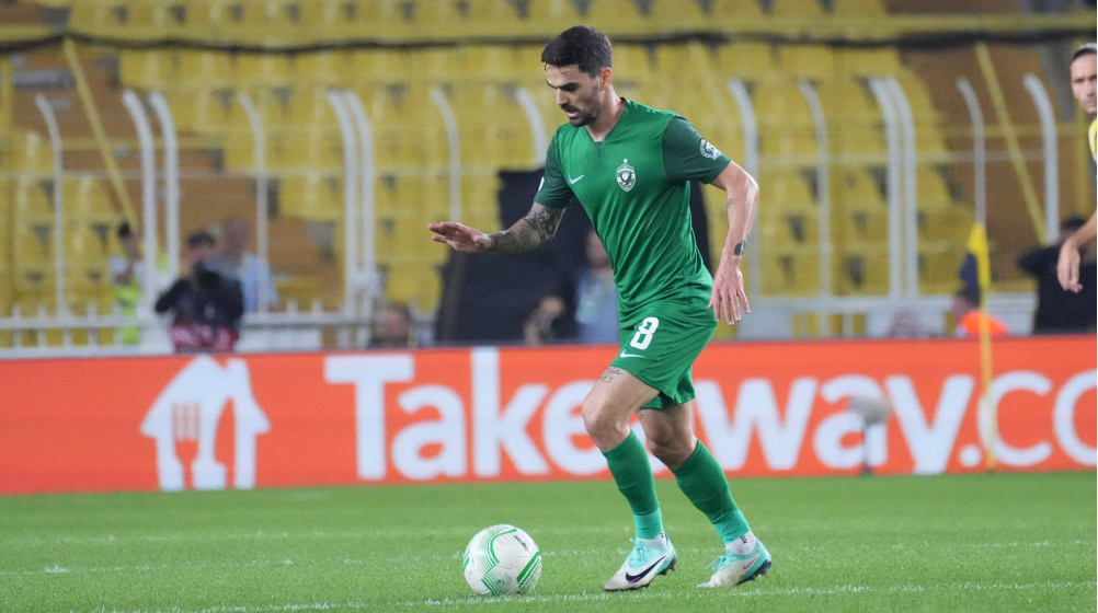 “Mənim üçün çox vacib futbolçudur, qalmasını istəyirəm”
