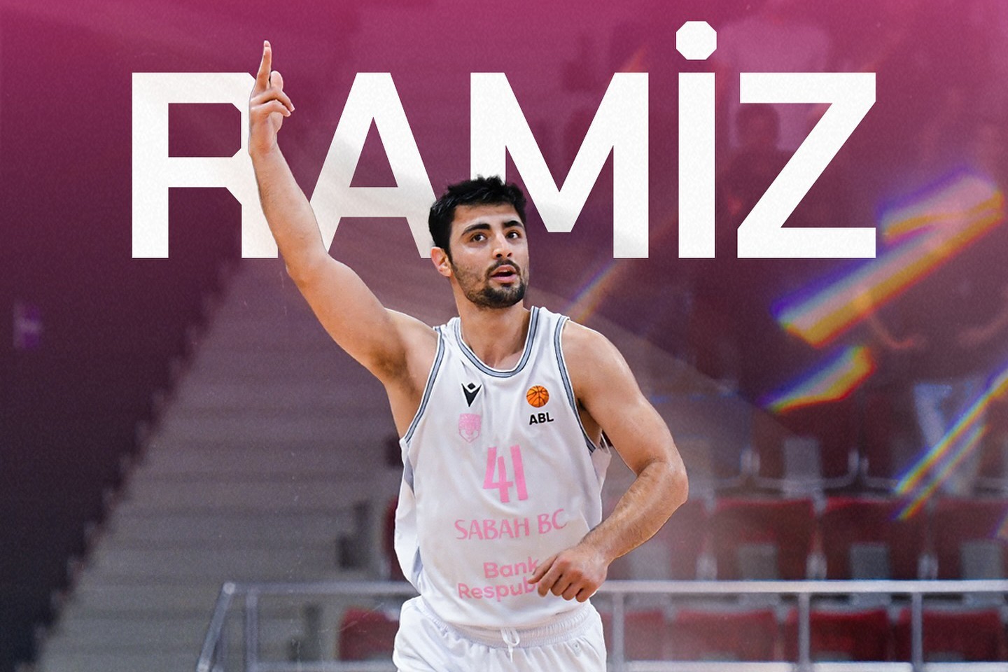 Azərbaycan çempionu oyunçusu ilə yeni müqavilə imzaladı
