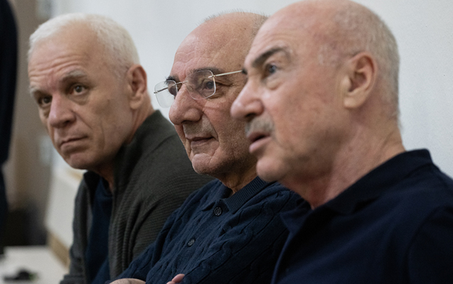 “Qızı kürəyinə alıb çıxanda onların ikisinə bir güllə vurulub” - FOTOLAR