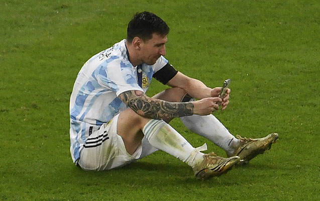Messi şəxsi hesabından ona yazdı, forma hədiyyə etdi: “Yazdıqlarınız çox xoşuma gəldi” - FOTO