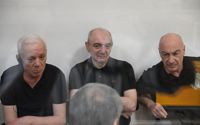 Zərərçəkənlər danışdı, onlar dinlədi - Məhkəmədən FOTOLAR