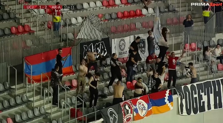 Ermənilər Azərbaycana qarşı təxribat törətdi, qondarma rejimin bayrağını açdı - FOTOLAR