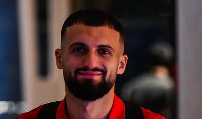 "Qarabağ"ın makedon qonaqları gülə-gülə Bakıda -