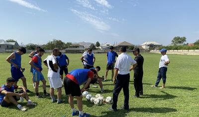İlk dəfə çempionata buraxılan komanda sosial şəbəkədə futbolçu axtarışına çıxdı -