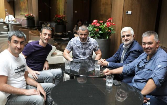 “Qarabağ” rəhbərliyi Qurban Qurbanova böyük büdcə verdi