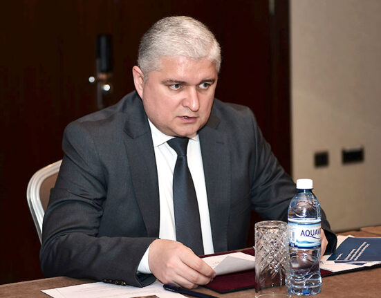 Klublar kömək istədi, baş katib onların dadına yetişdi