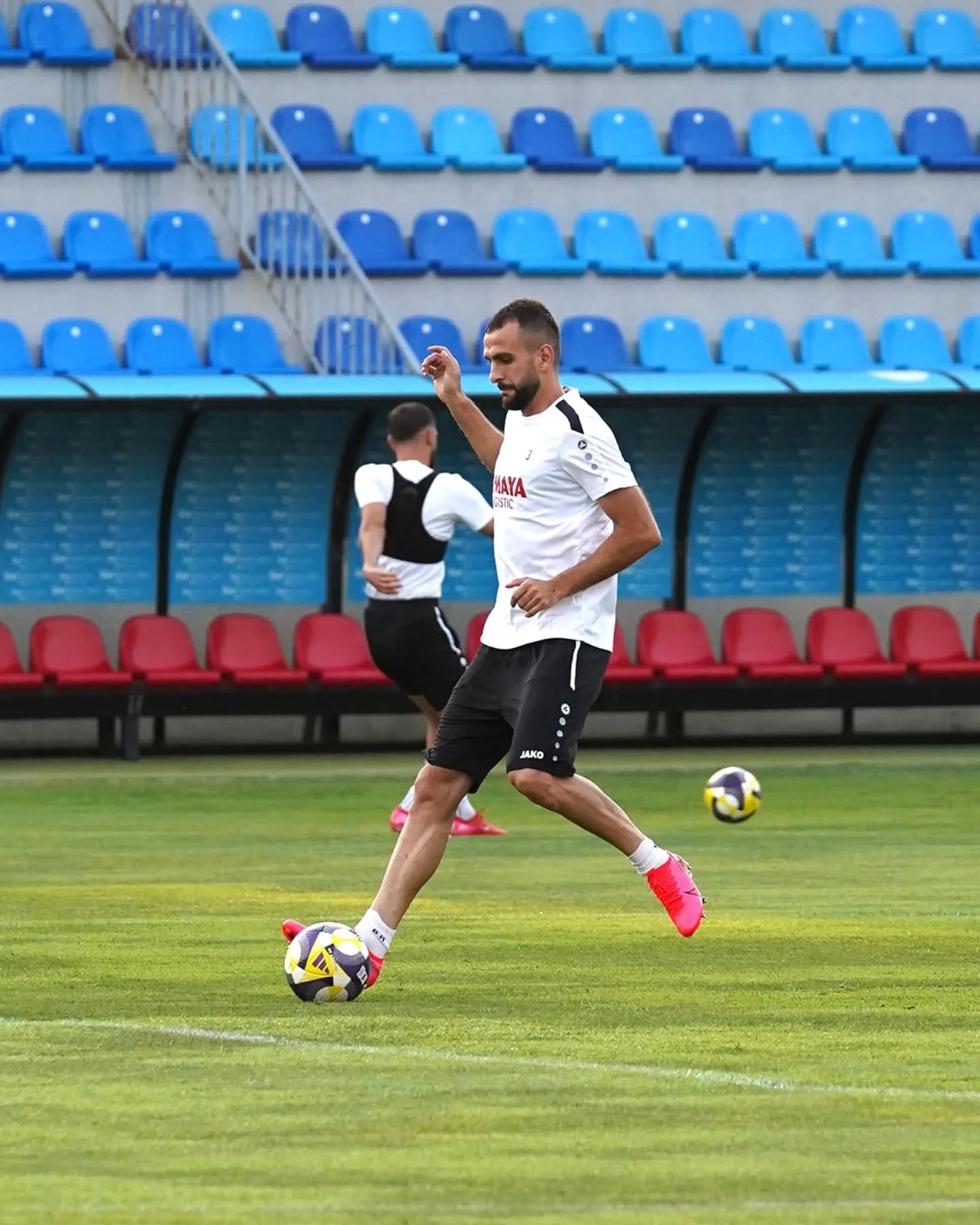 “Premyer Liqada ikinci-üçüncü yerlər uğrunda mübarizə aparacağıq”